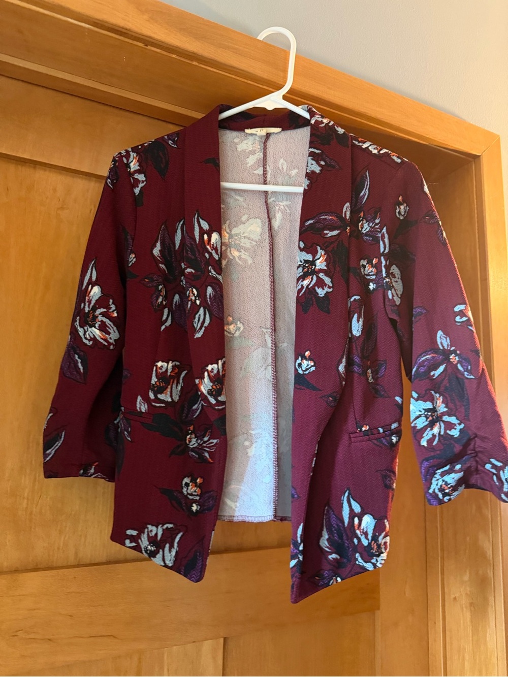 Maurices Floral Open-Front Burgundy Women's Sweater Blazer (Size M)